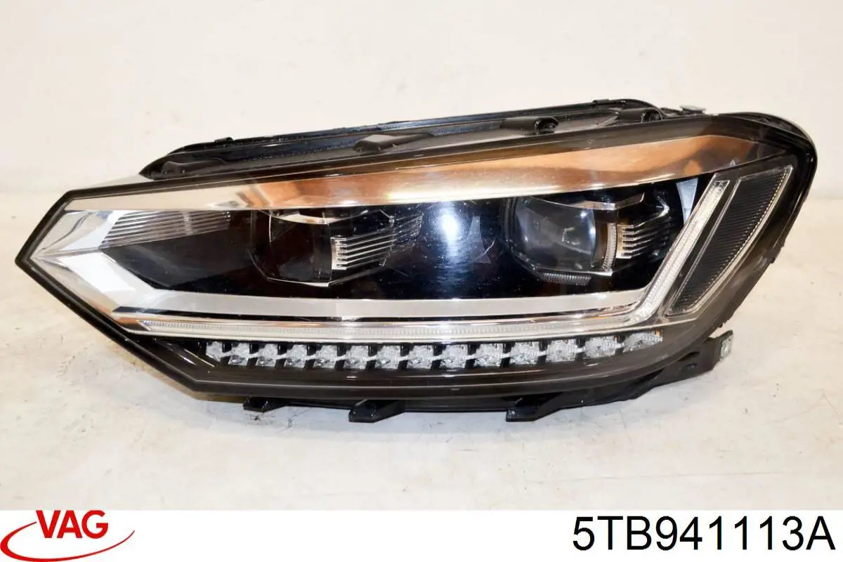 Luz esquerda VAG 5TB941113A preço, a partir de 757,03 USD