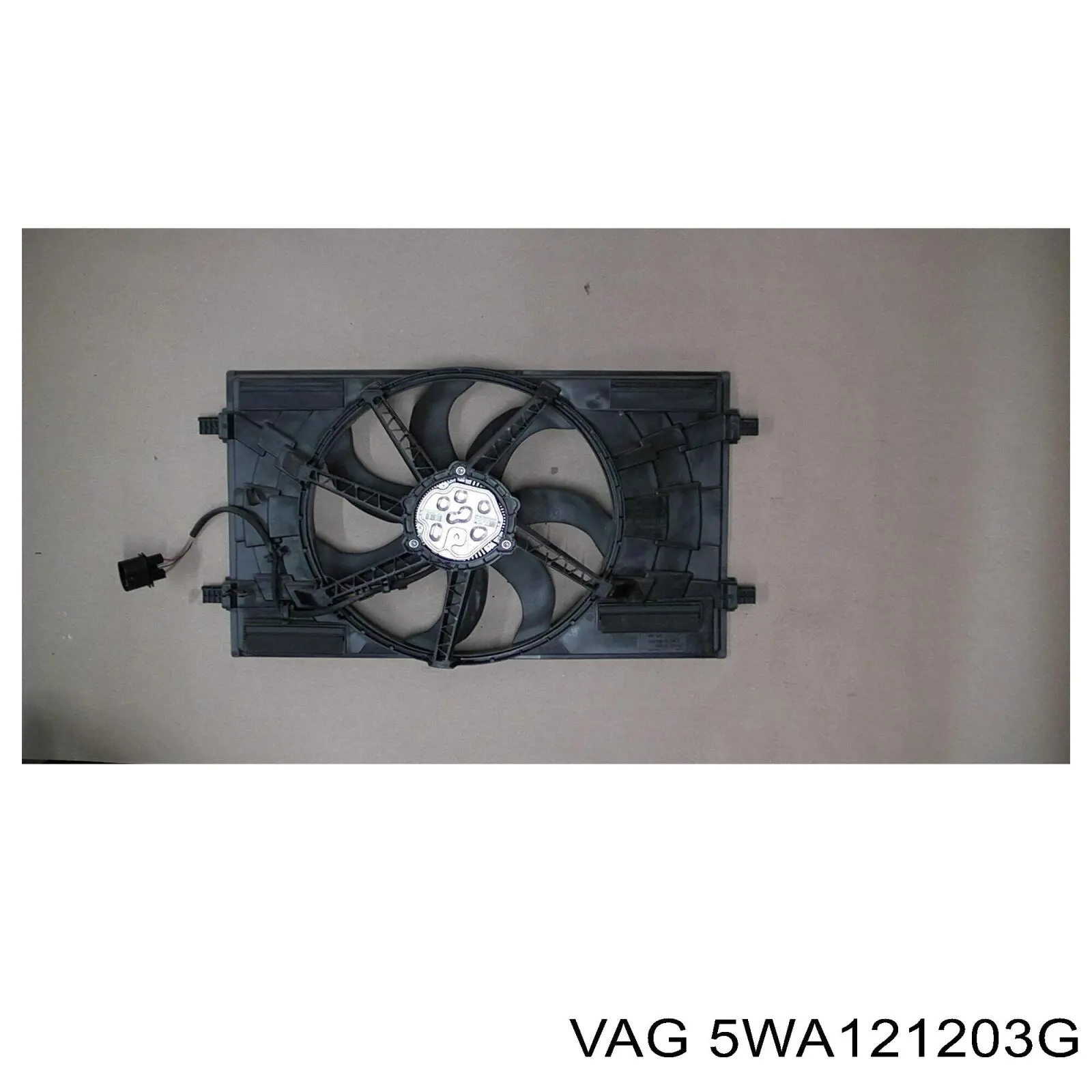 Difusor do radiador de esfriamento, montado com motor e roda de aletas VAG 5WA121203G preço, a partir de 244,96 USD
