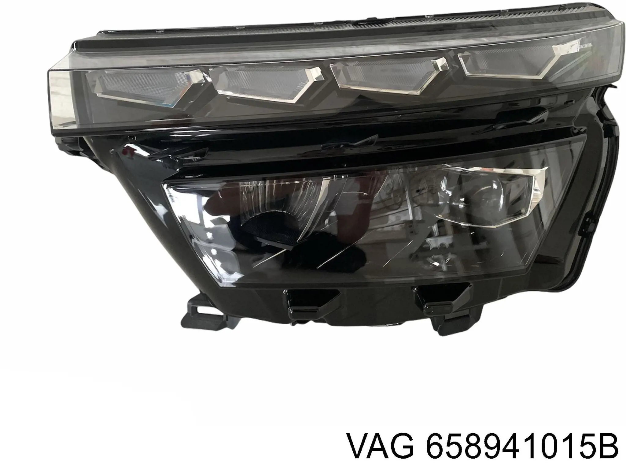 658941015B VAG Luz esquerda