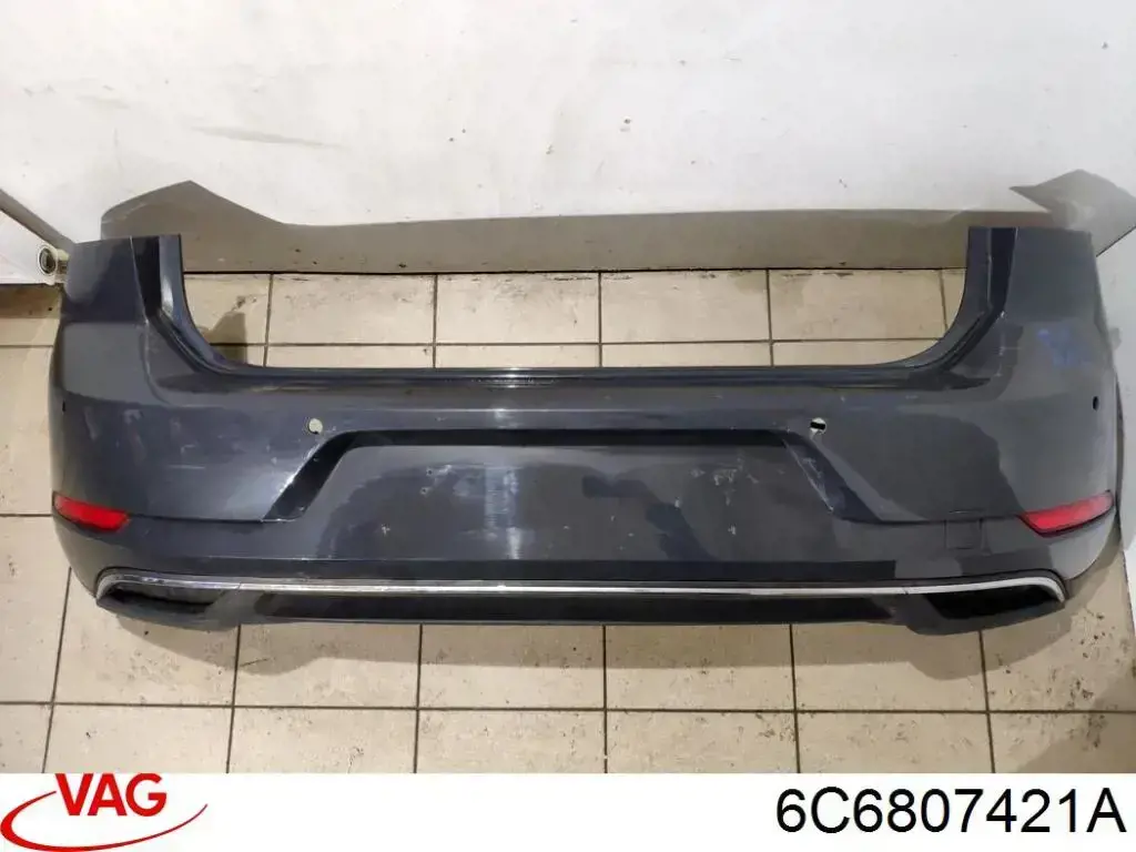 Pára-choque traseiro VAG 6C6807421A preço, a partir de 217,08 USD