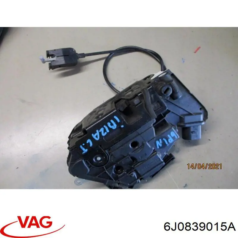 6J0839015A VAG Fecho da porta traseira esquerda