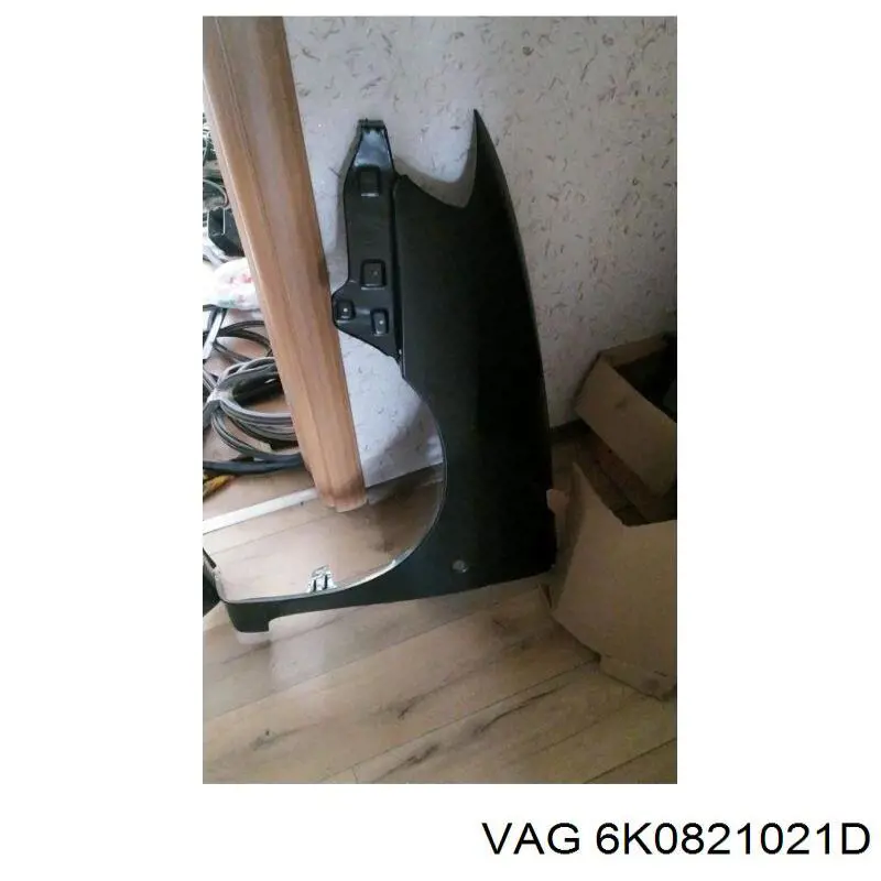 Pára-lama dianteiro esquerdo VAG 6K0821021D preço, a partir de 103,30 USD