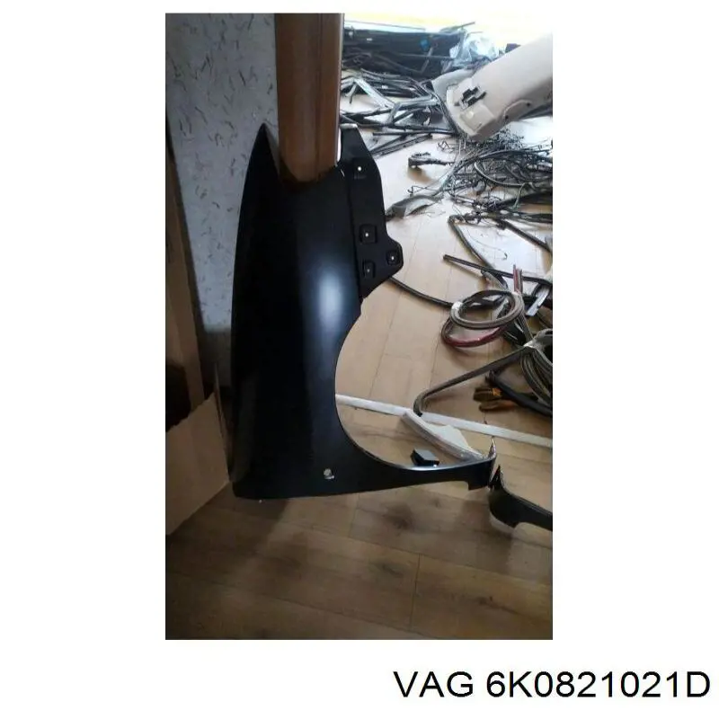 Compre 6K0821021D VAG Pára-lama dianteiro esquerdo
