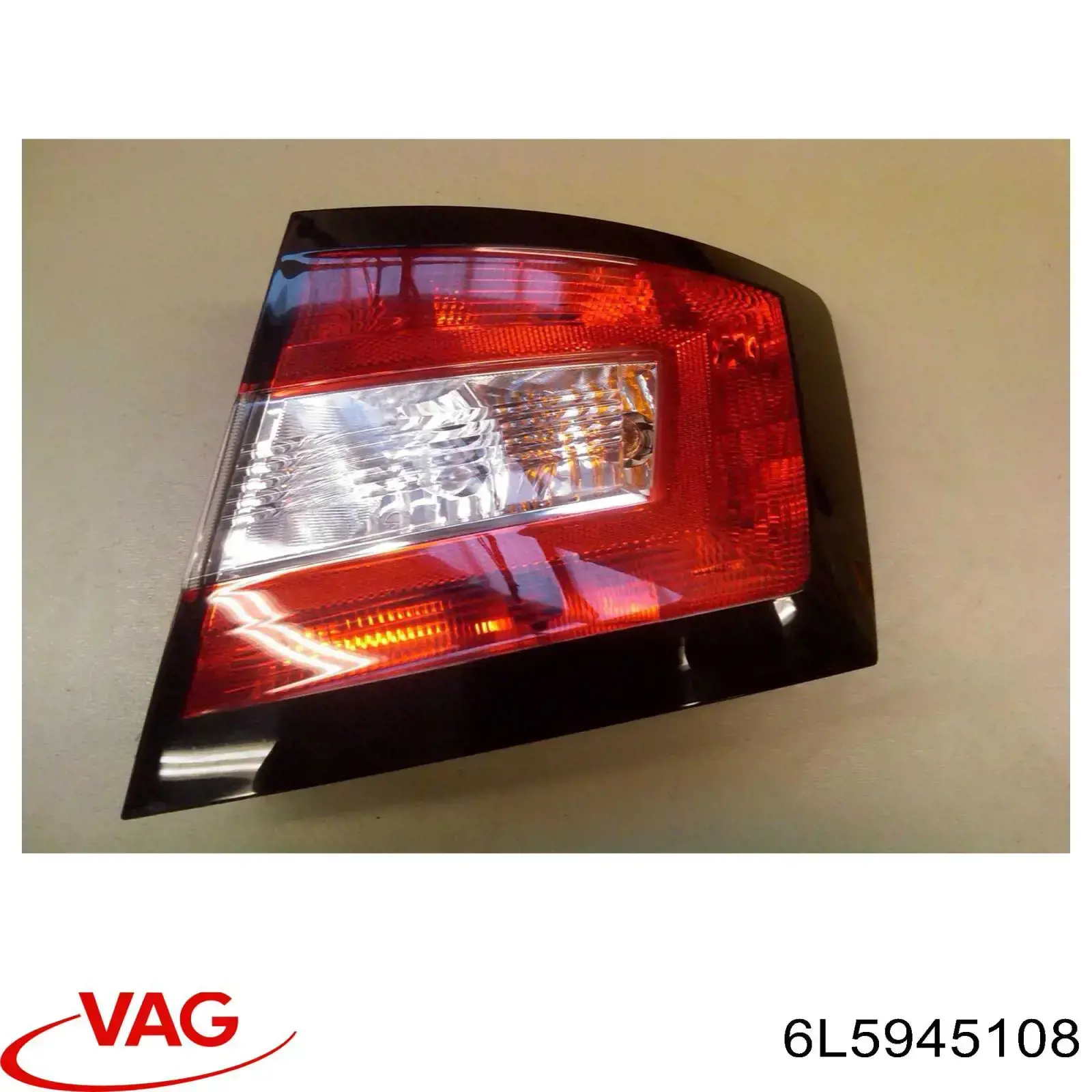 6L5945108 VAG Lanterna traseira direita interna