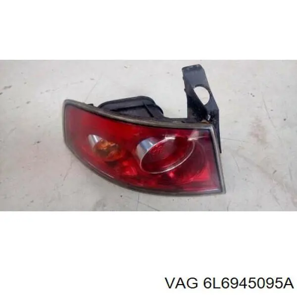 Lanterna traseira esquerda externa VAG 6L6945095A preço, a partir de 71,51 USD