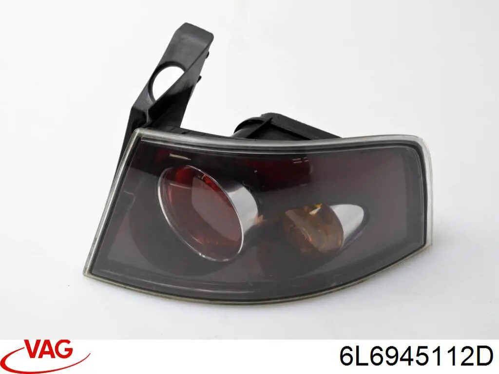 6L6945112D VAG Lanterna traseira direita externa