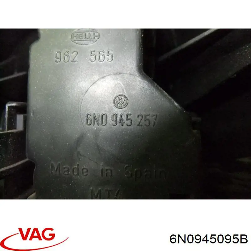 6N0945095B VAG Lanterna traseira esquerda