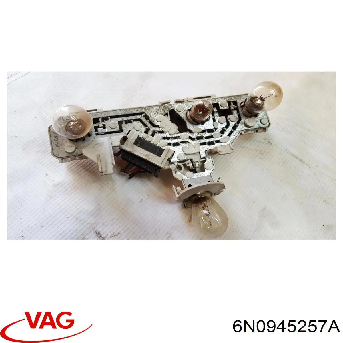 Circuito de contato da luz traseira VAG 6N0945257A preço, a partir de 40,86 USD