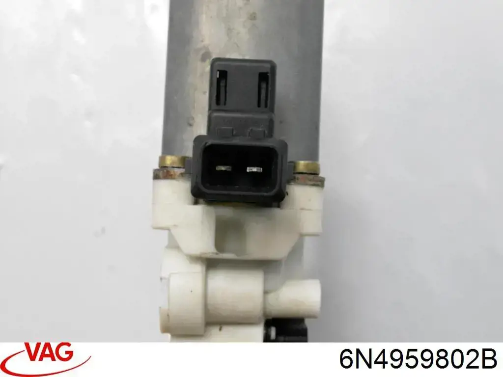 Motor de acionamento de vidro da porta dianteira esquerda VAG 6N4959802B preço, a partir de 63,12 USD