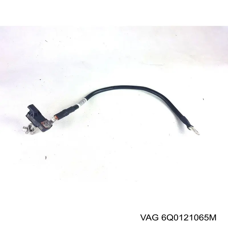 6Q0121065M VAG Mangueira (cano derivado) do sistema de esfriamento