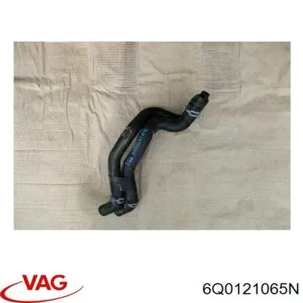 Compre 6Q0121065H VAG Tubo de ligação de mangueiras de forno no painel de motor