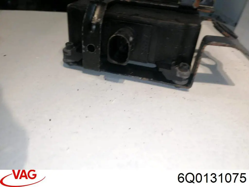  VAG 6Q0131075