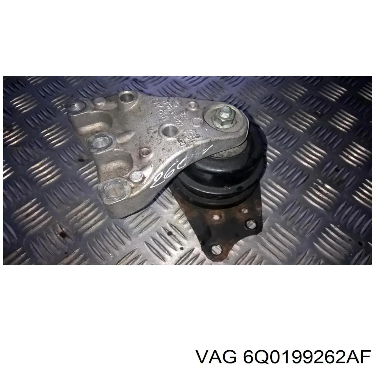 Compre 6Q0199262AF VAG Coxim (suporte) direito dianteiro de motor