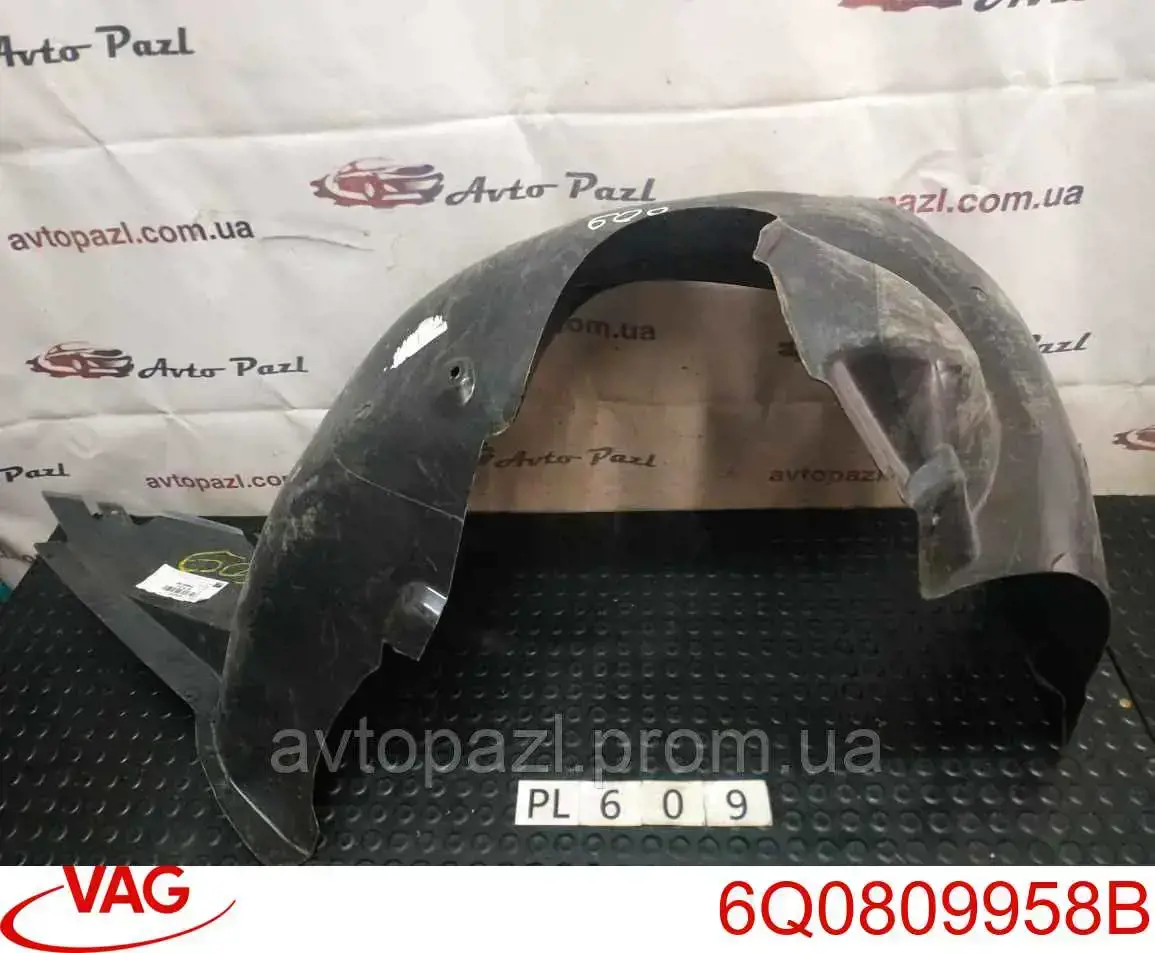 Guarda-barras direito do pára-lama dianteiro VAG 6Q0809958B preço, a partir de 41,71 USD