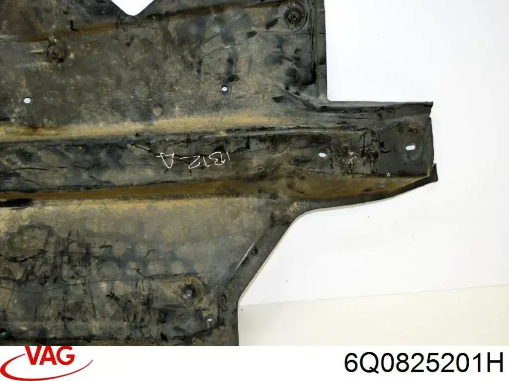 Compre 6Q0825201H VAG Proteção de fundo esquerda
