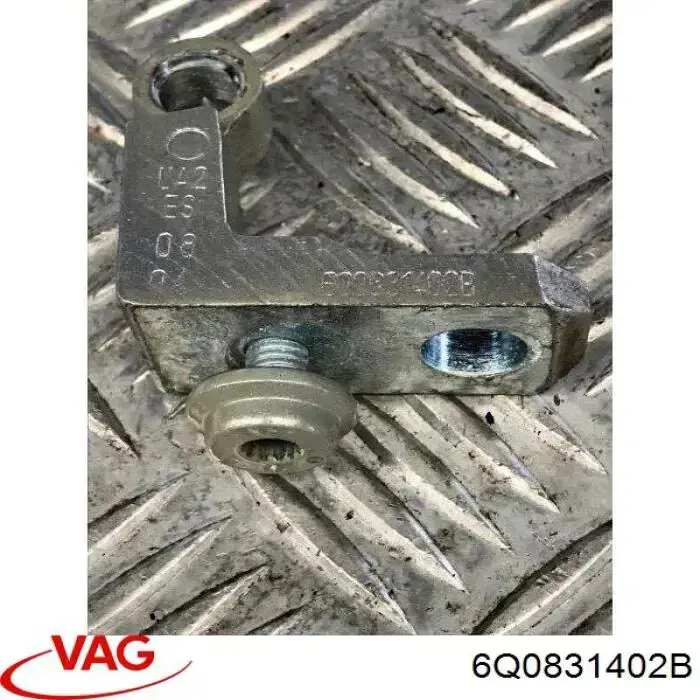 Compre 6Q0831402B VAG Gozno da porta dianteira direita