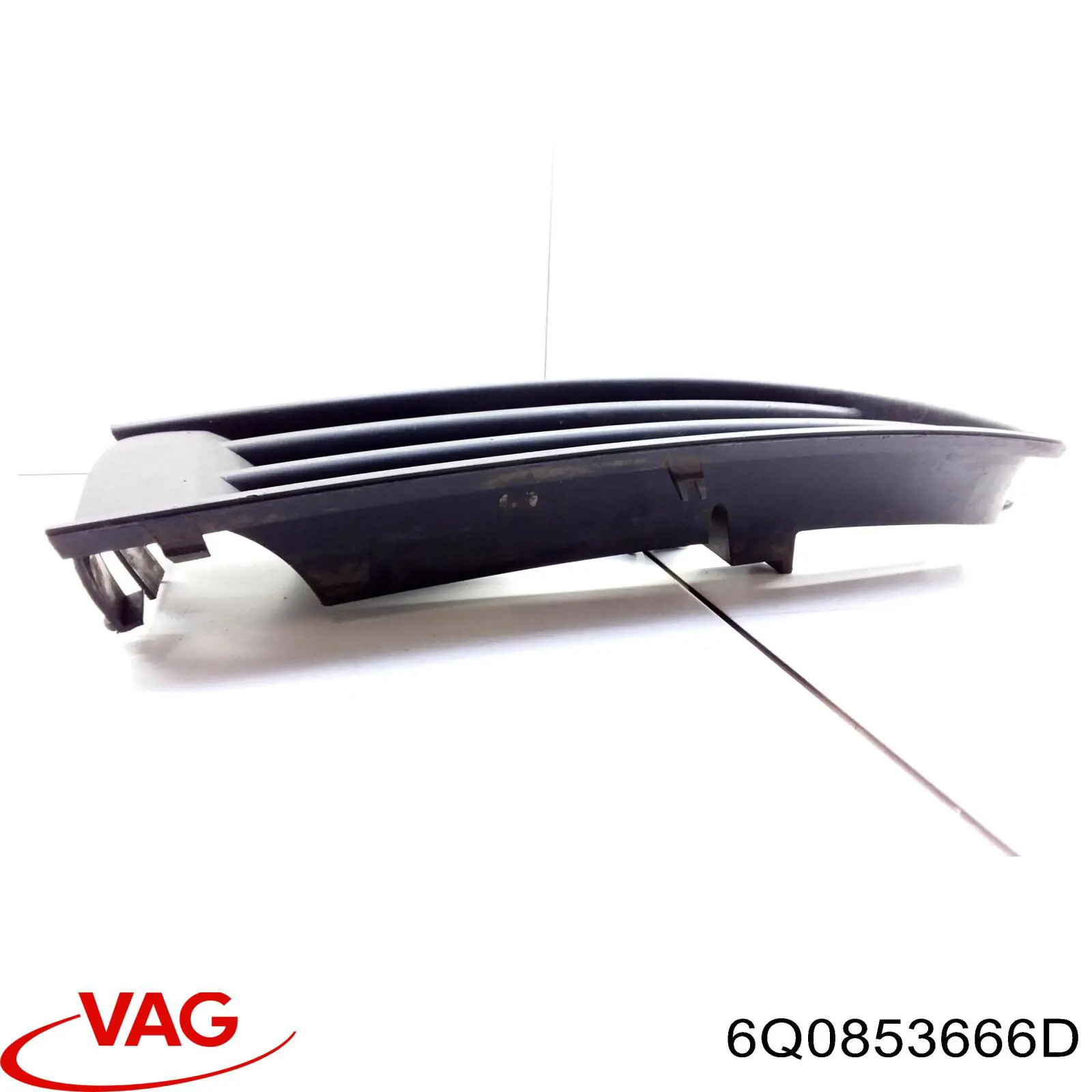 Grelha direita do pára-choque dianteiro VAG 6Q0853666D preço, a partir de 6,60 USD
