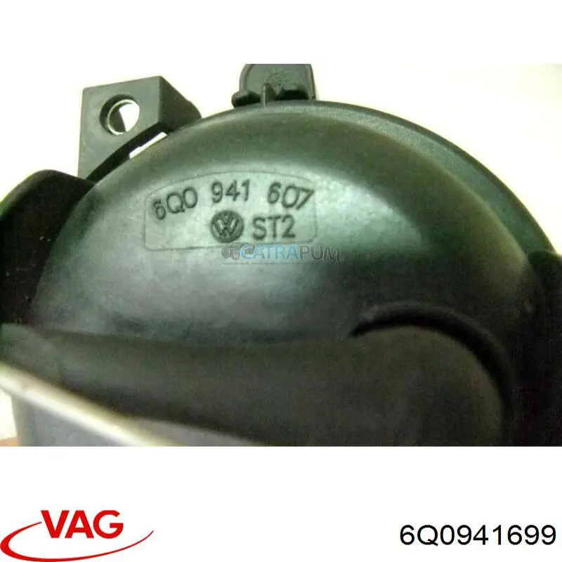 Compre 6Q0941699 VAG Luzes de nevoeiro esquerdas
