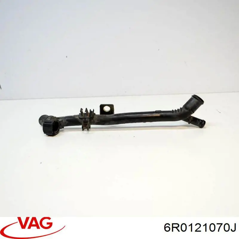 Mangueira (cano derivado) do sistema de esfriamento VAG 6R0121070J preço, a partir de 72,36 USD