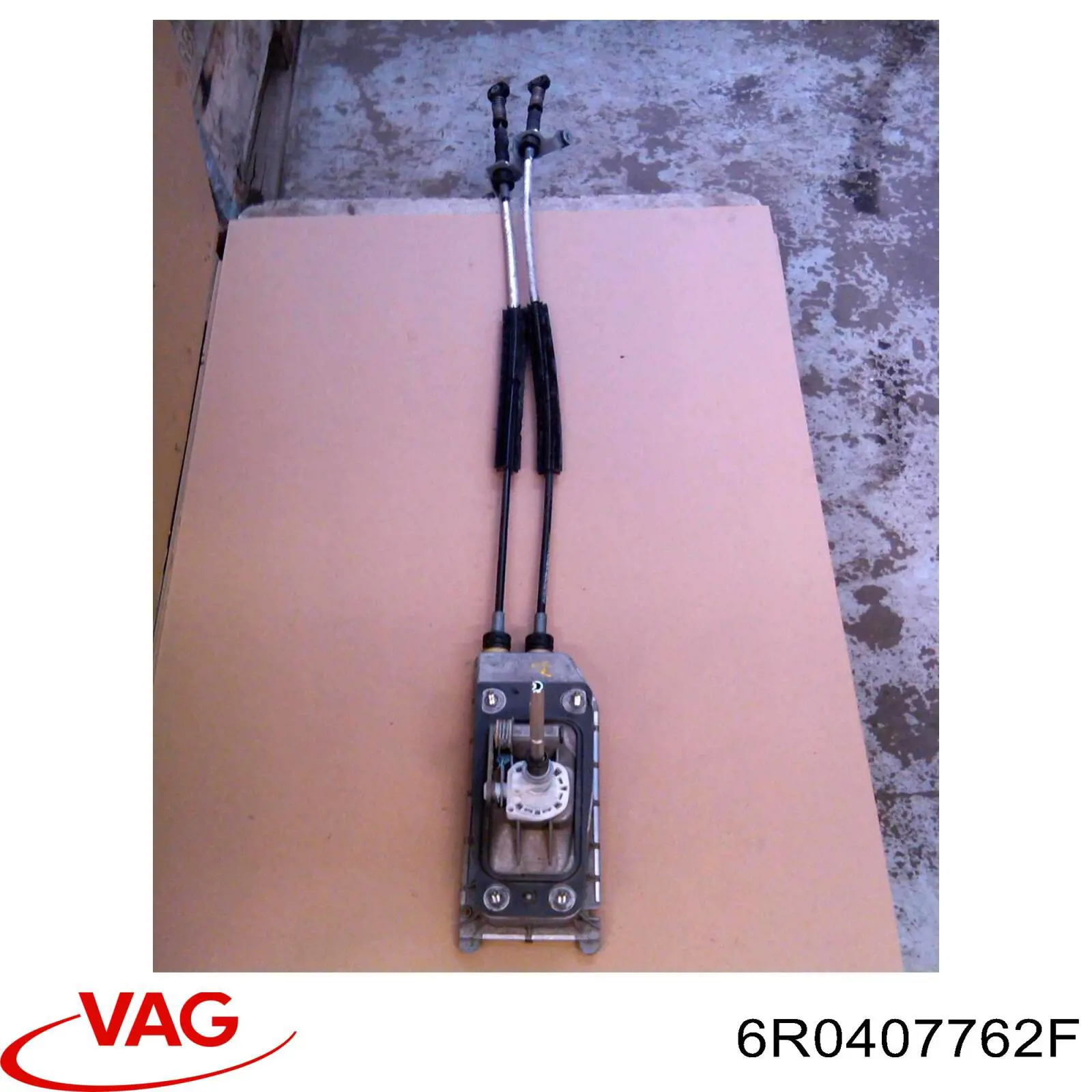 6R0407762F VAG Semieixo (acionador) dianteiro direito