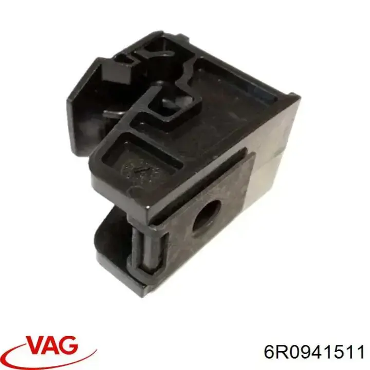 Compre 89410821902 VAG Consola (adaptador) de fixação das luzes dianteiras