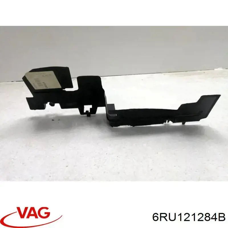 6RU121284B VAG Conduto de ar (defletor) direito do radiador