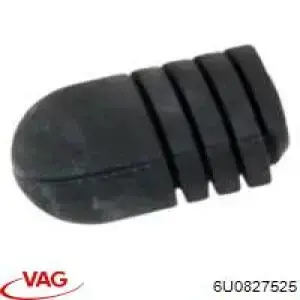015443279 VAG Pára-choque (grade de proteção) de tampa de porta-malas (de 3ª/5ª porta traseira)