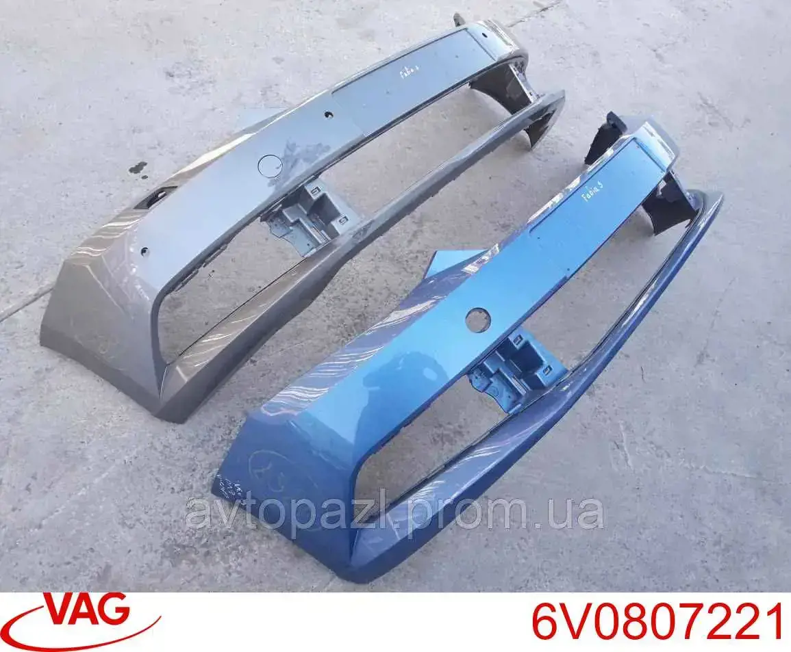 6V0807221 VAG Pára-choque dianteiro