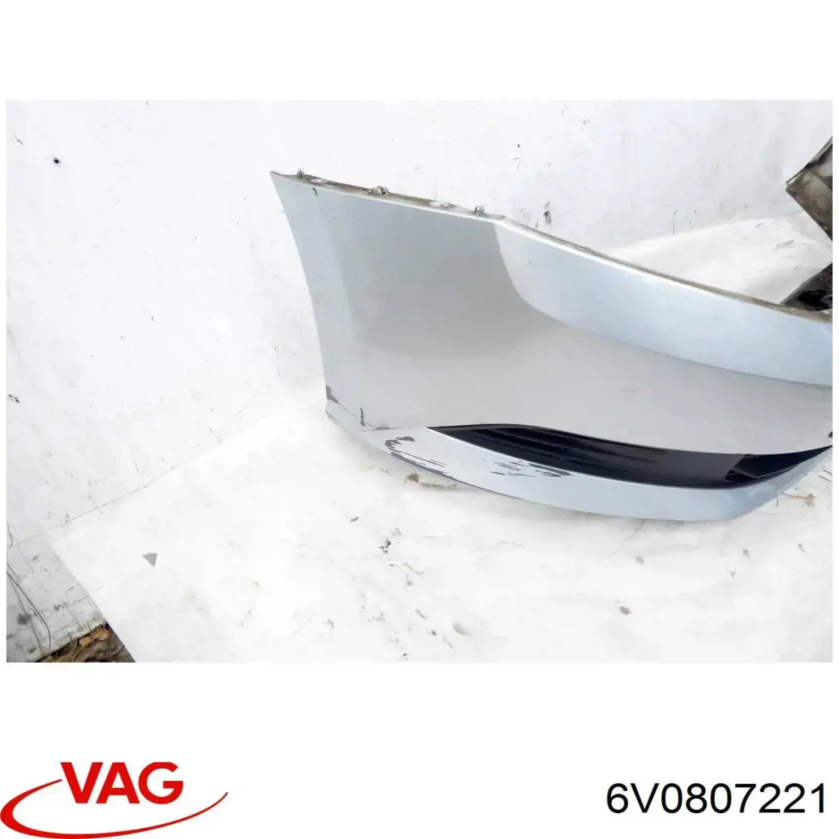 Pára-choque dianteiro VAG 6V0807221 preço, a partir de 95,19 USD