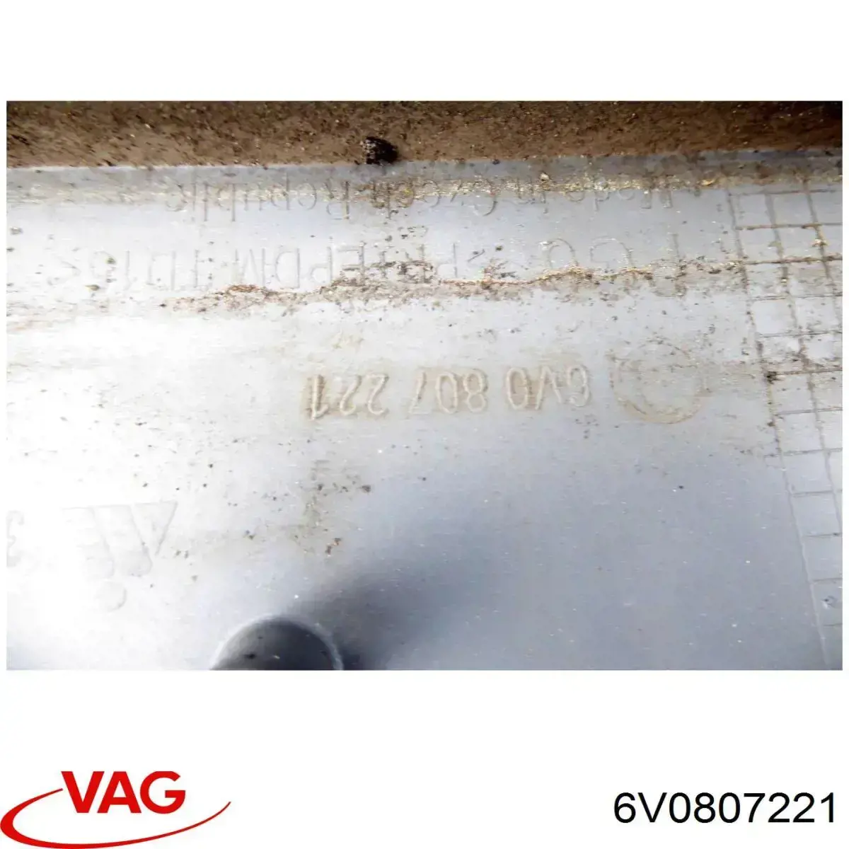 Compre 6V0807221 VAG Pára-choque dianteiro