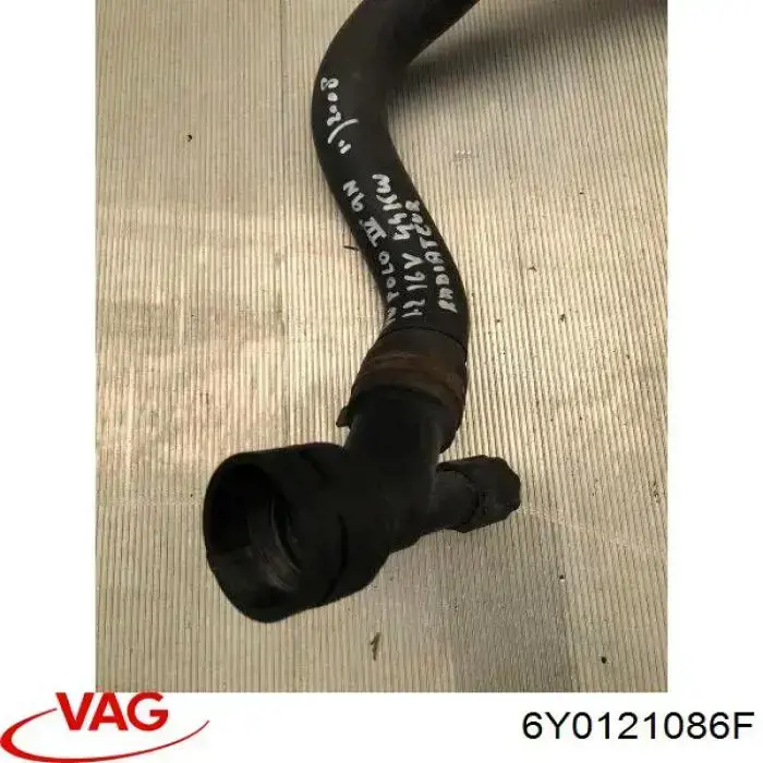 Mangueira (cano derivado) inferior do radiador de esfriamento VAG 6Y0121086F preço, a partir de 45,40 USD