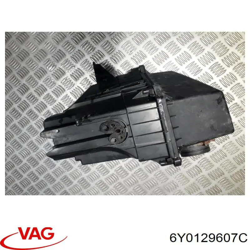 Caixa de filtro de ar VAG 6Y0129607C preço, a partir de 223,65 USD