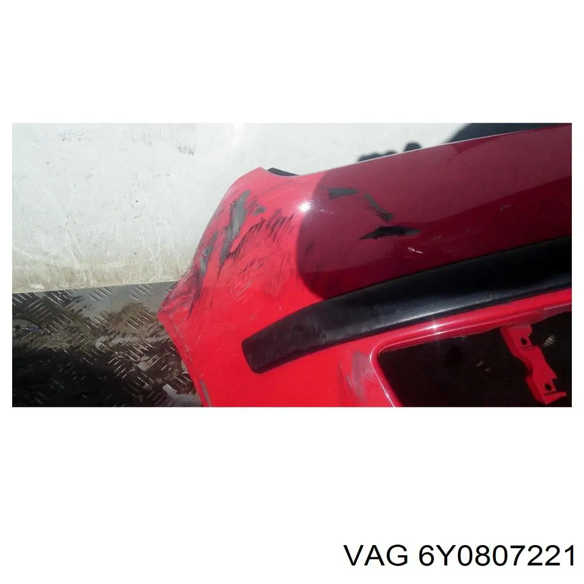 Pára-choque dianteiro VAG 6Y0807221 preço, a partir de 111,95 USD