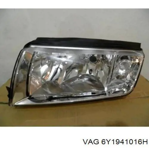 6Y1941016H VAG Luz direita