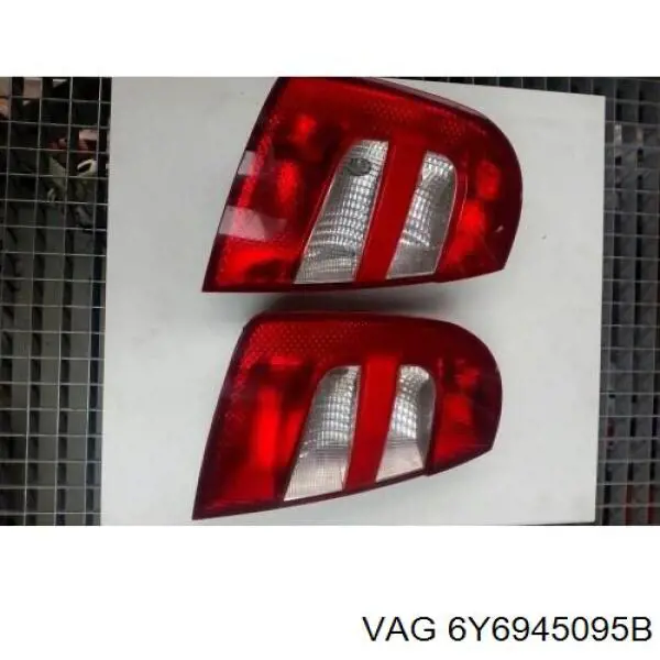 Lanterna traseira esquerda VAG 6Y6945095B preço, a partir de 39,16 USD