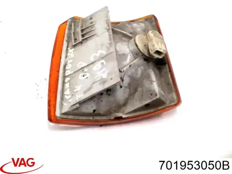 Pisca-pisca direito VAG 701953050B preço, a partir de 13,45 USD