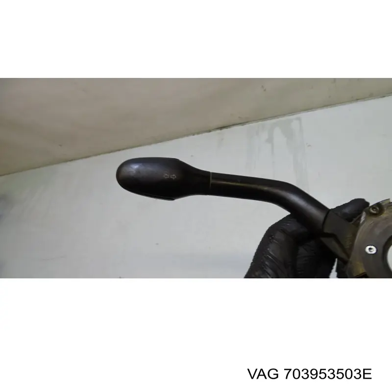  VAG 703953503E