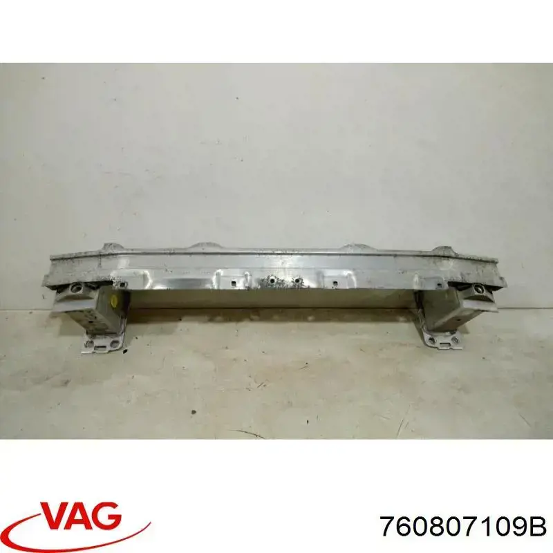 760807109B VAG Reforçador do pára-choque dianteiro