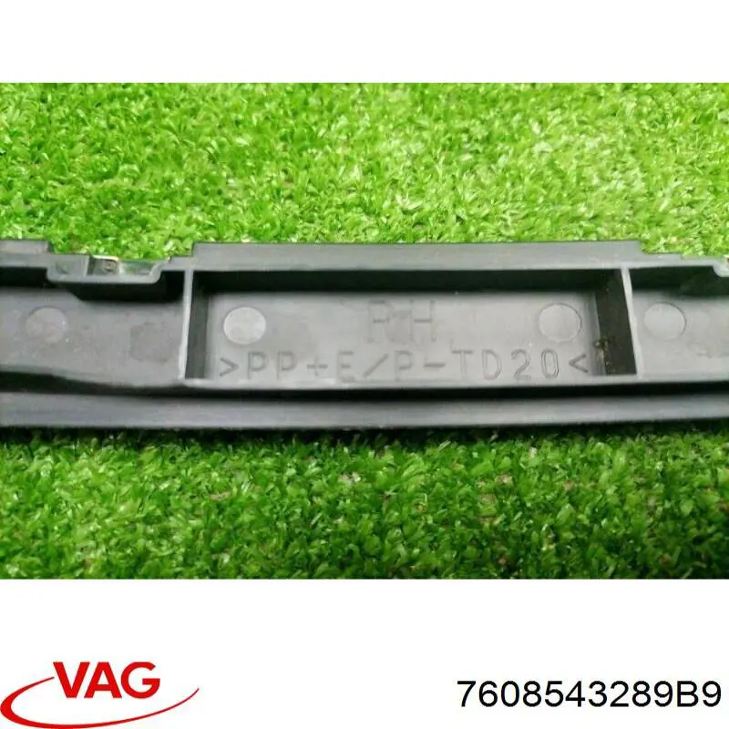 7608543289B9 VAG 
