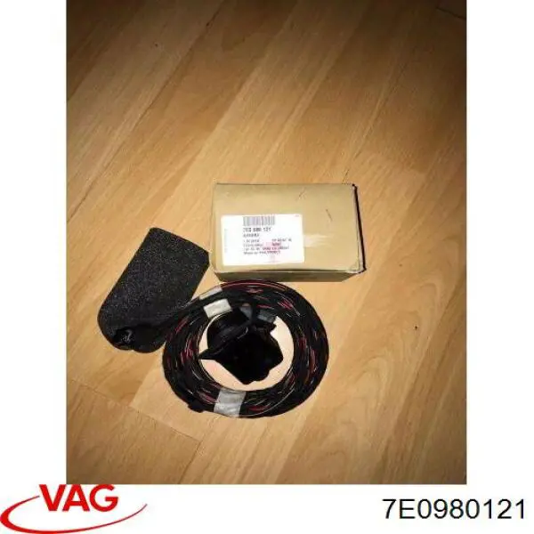 7E0980121 VAG Câmara do sistema para asseguramento de visibilidade