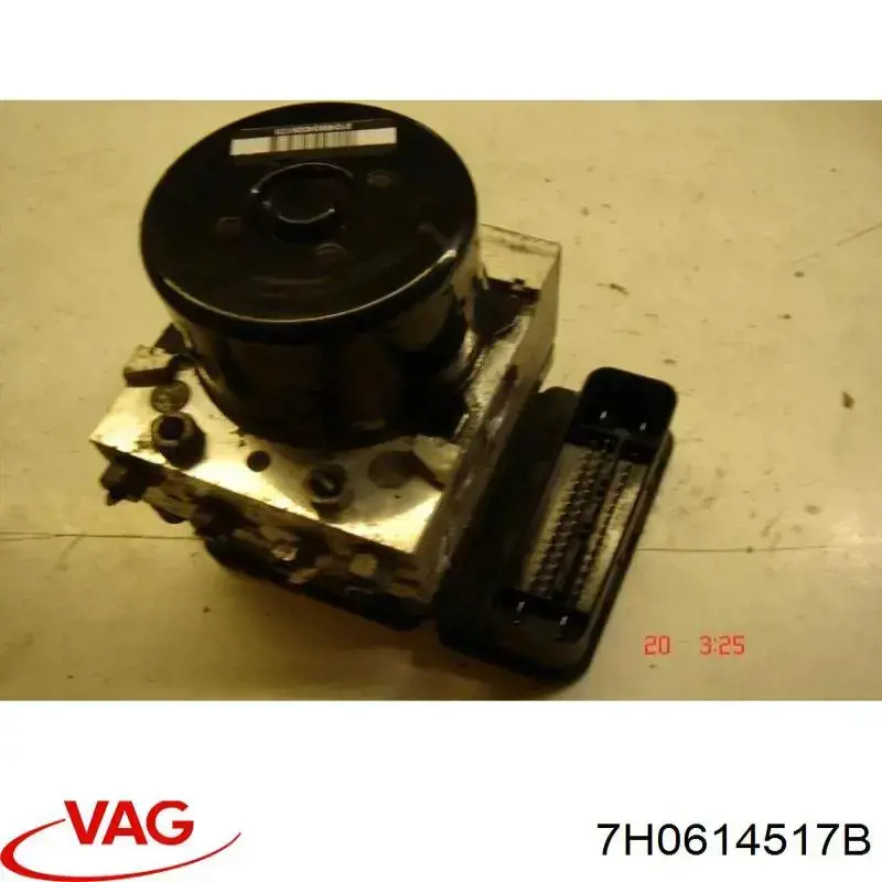 Unidade hidráulico de controlo ABS Volkswagen Transporter T5 7HA, 7HH, 7EA, 7EH