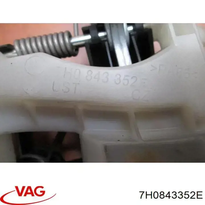 Suporte de maçaneta externa da porta deslizante direita VAG 7H0843352E preço, a partir de 42,71 USD