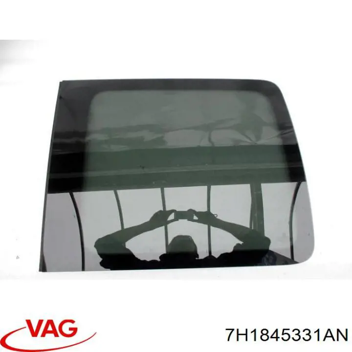 Vidro de carroçaria (da seção de bagagem) esquerdo VAG 7H1845331BD preço, a partir de 106,39 USD