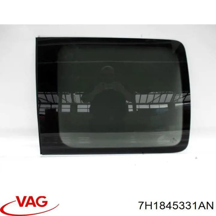 Compre 7H1845331BD VAG Vidro de carroçaria (da seção de bagagem) esquerdo