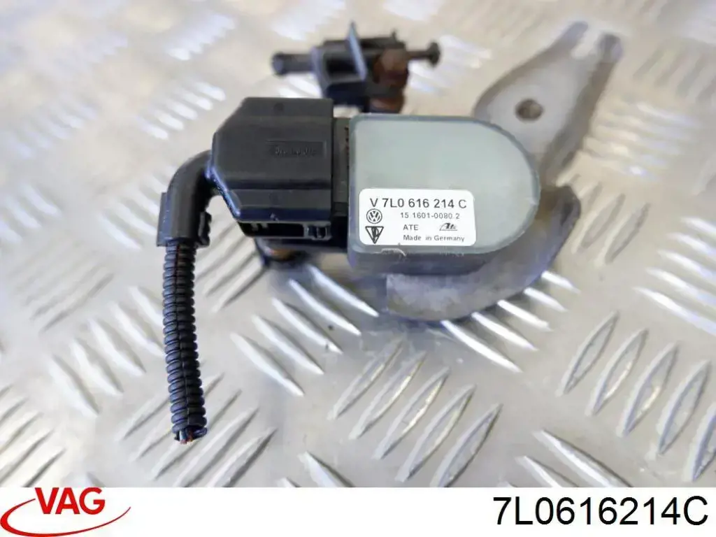 Sensor dianteiro direito do nível de posição de carroçaria VAG 7L0616214C preço, a partir de 54,45 USD