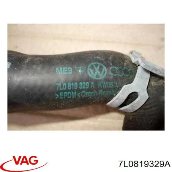 7L0819329A VAG Mangueira (cano derivado) inferior do radiador de esfriamento
