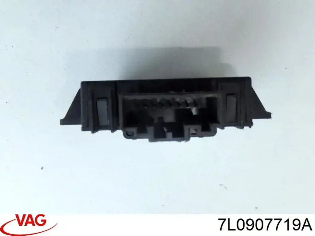 Unidade de controlo (Centralina eletrônica) de sinalização VAG 7L0907719A preço, a partir de 37,46 USD