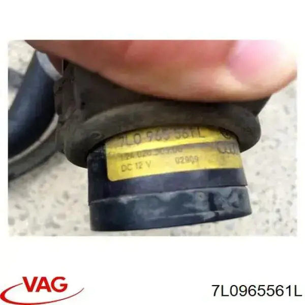 7L0965561L VAG Bomba de água (bomba) de esfriamento, adicional elétrica