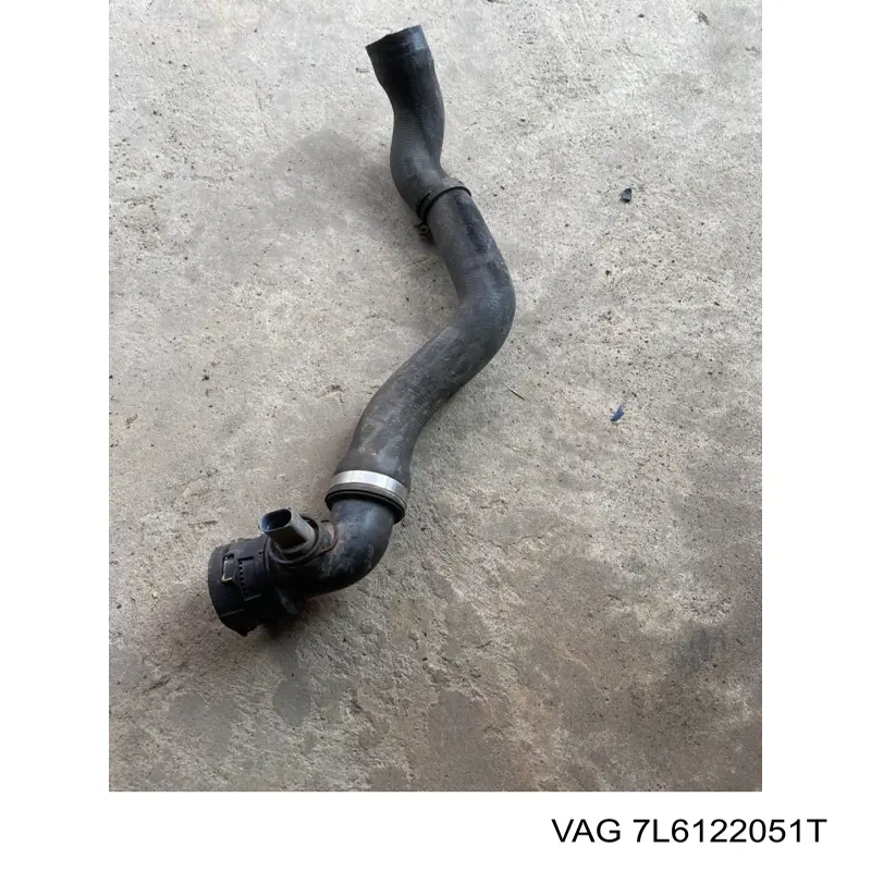 Mangueira (cano derivado) inferior do radiador de esfriamento VAG 7L6122051T preço, a partir de 143,49 USD