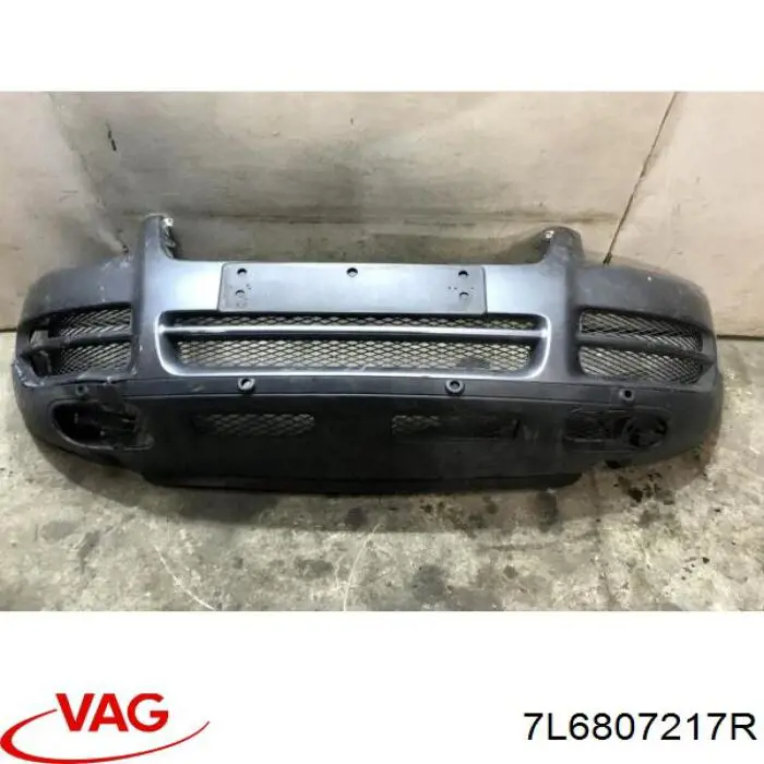 7L6807217R VAG Pára-choque dianteiro